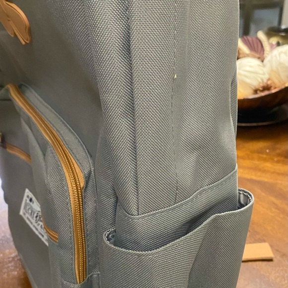 Backpack - NWOT Never Used_LUCKY BRAND - Gray Canvas, Faux Leather, Zips Logo🍀 - Picture 7 of 7
